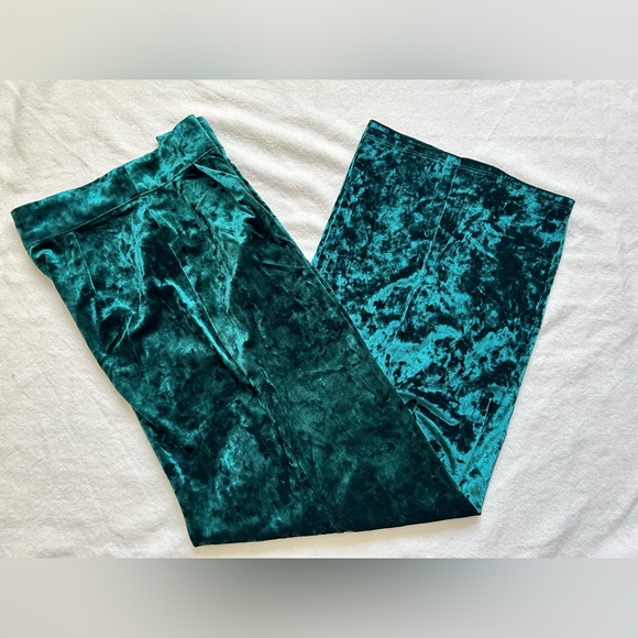 Forever 21 Emerald Green pants - Picture 10 of 10